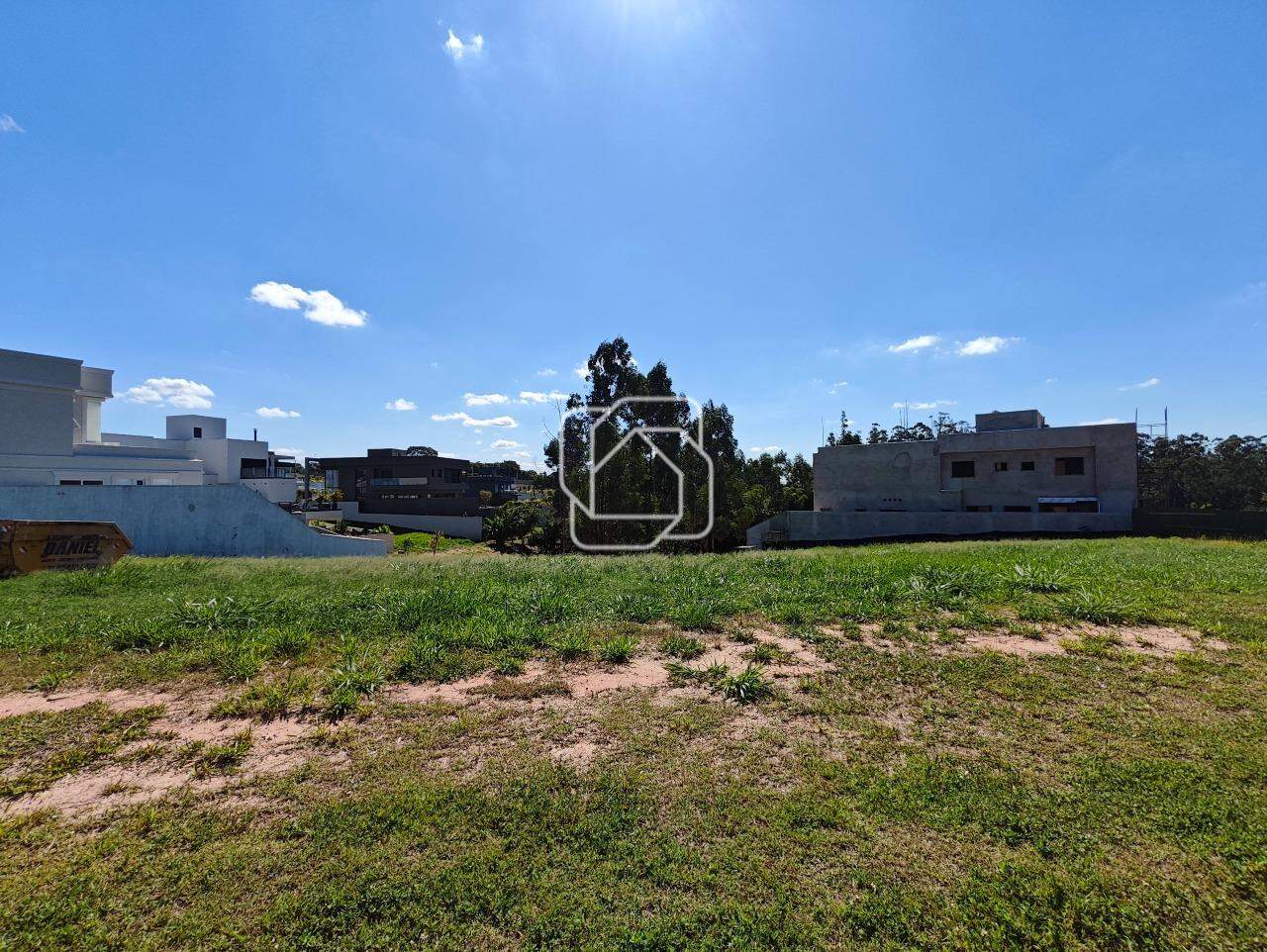 Terreno à venda em Indaiatuba - SP - Parque Villa dos Pinheiros: Visão geral do terreno