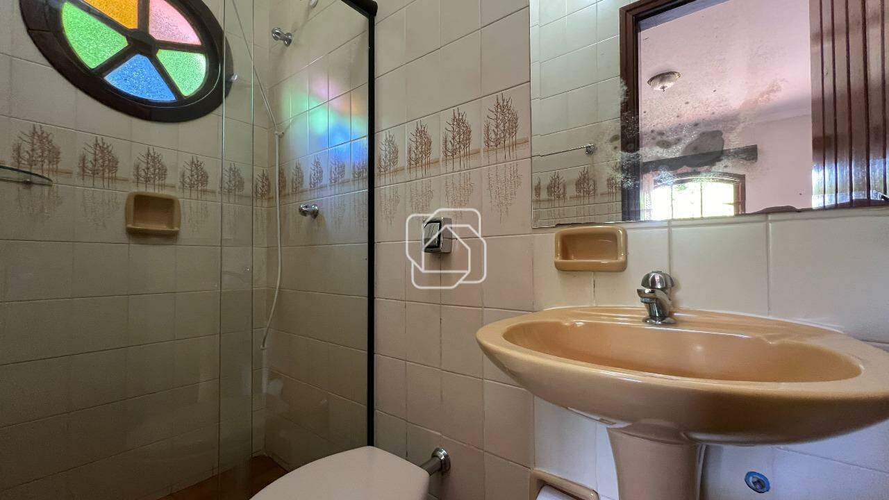 Casa de Condomínio à venda em Indaiatuba - SP - Vale das Laranjeiras: Banheiro