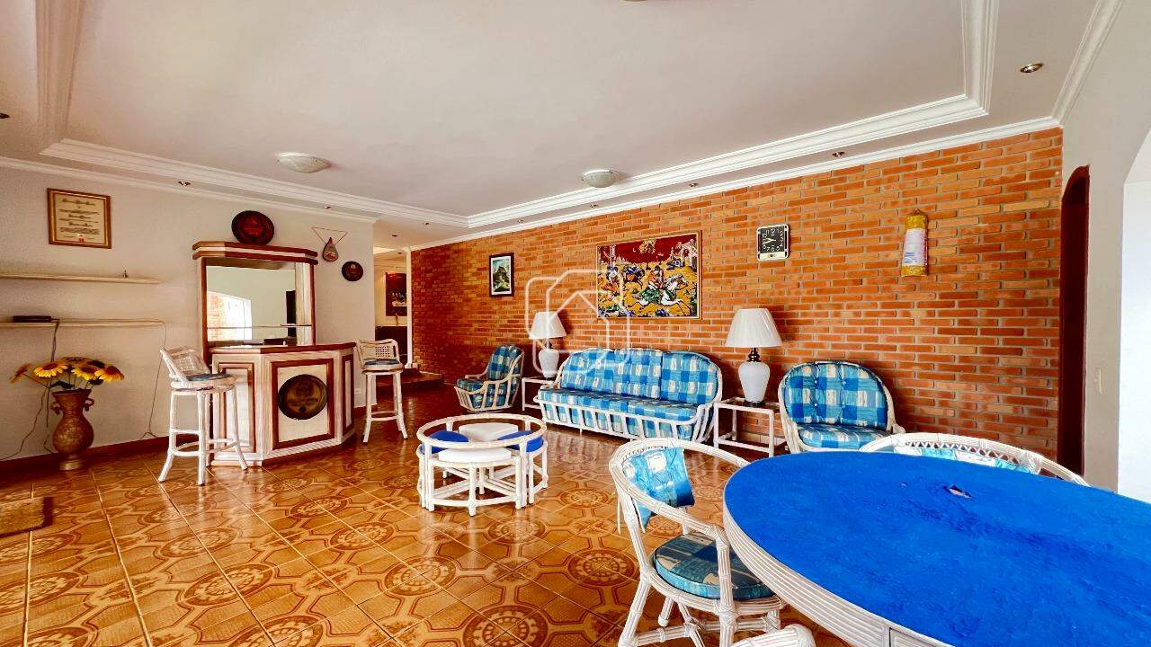 Casa de Condomínio à venda em Indaiatuba - SP - Vale das Laranjeiras: Sala de estar
