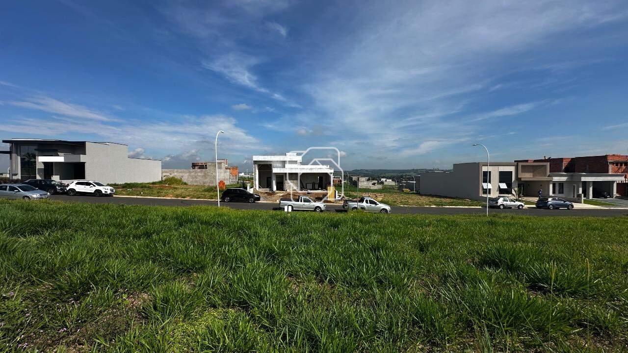 Terreno à venda em Indaiatuba - SP - Jardim Residencial Dona Maria Cândida: Visão geral do terreno