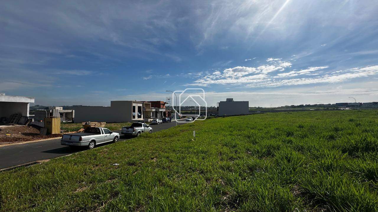 Terreno à venda em Indaiatuba - SP - Jardim Residencial Dona Maria Cândida: Visão geral do terreno