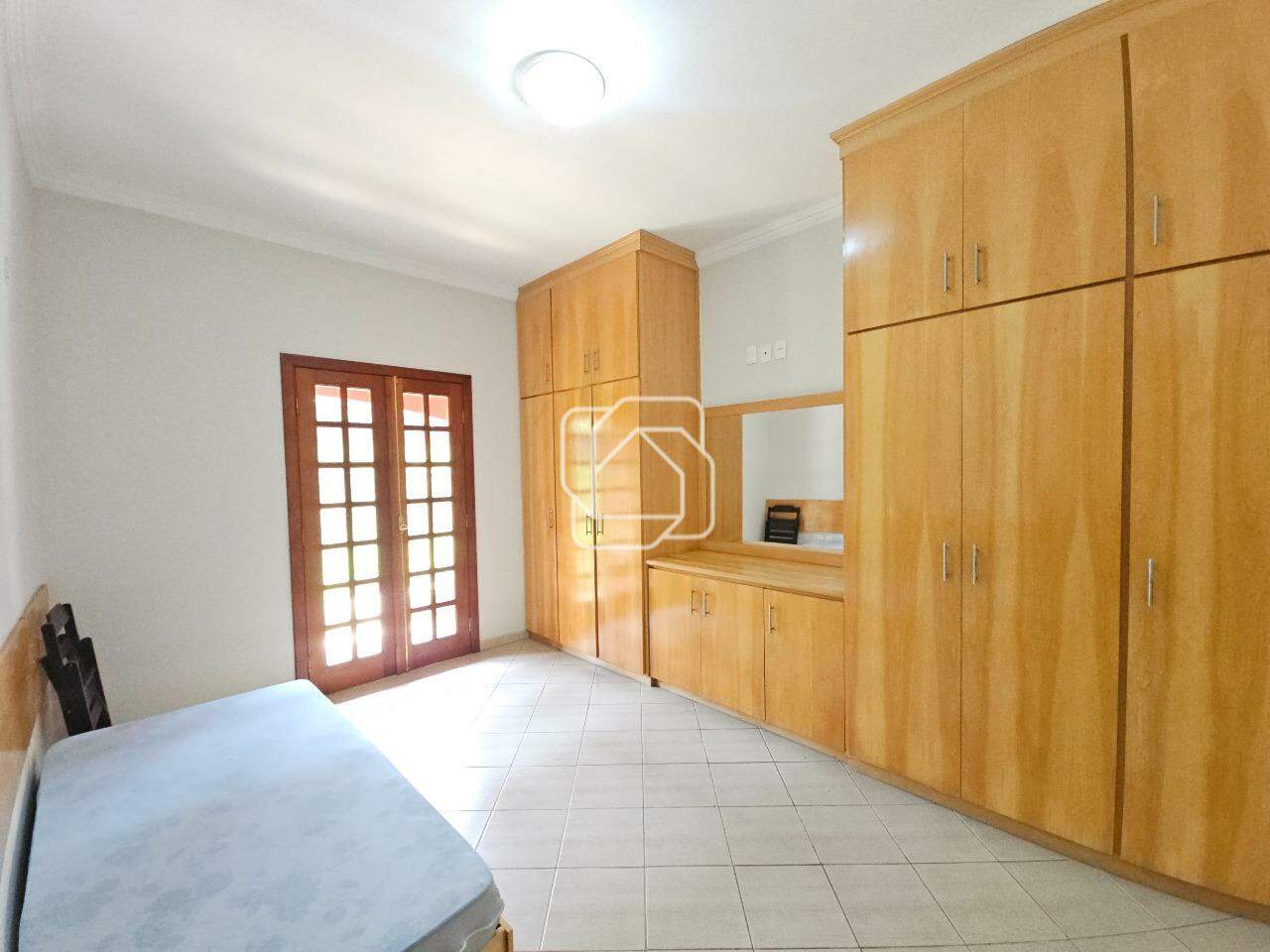 Casa de Condomínio à venda em Indaiatuba - SP - Vale das Laranjeiras: Dormitório
