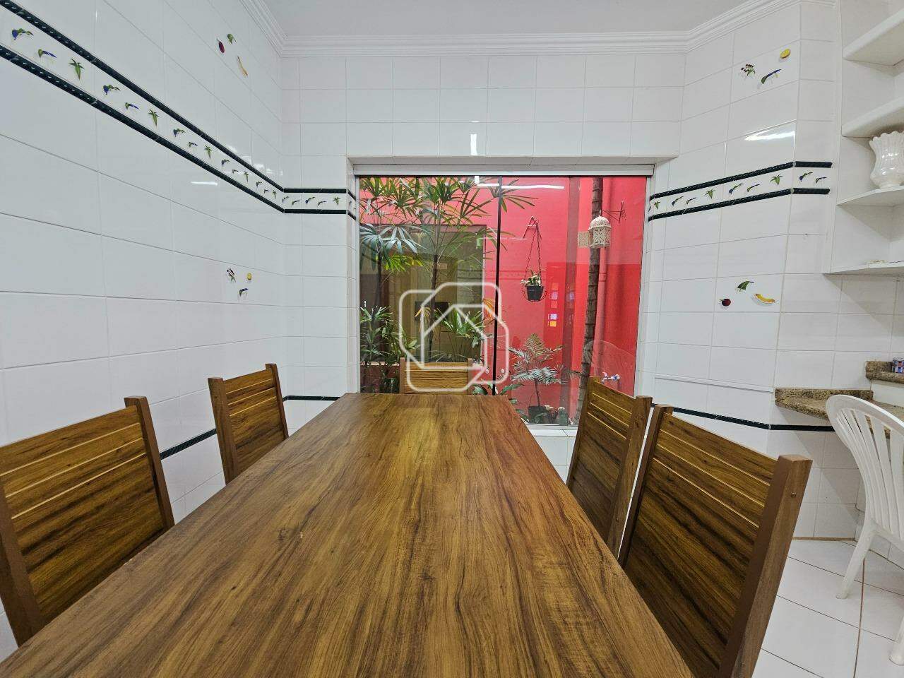 Casa de Condomínio à venda em Indaiatuba - SP - Vale das Laranjeiras: Sala de jantar