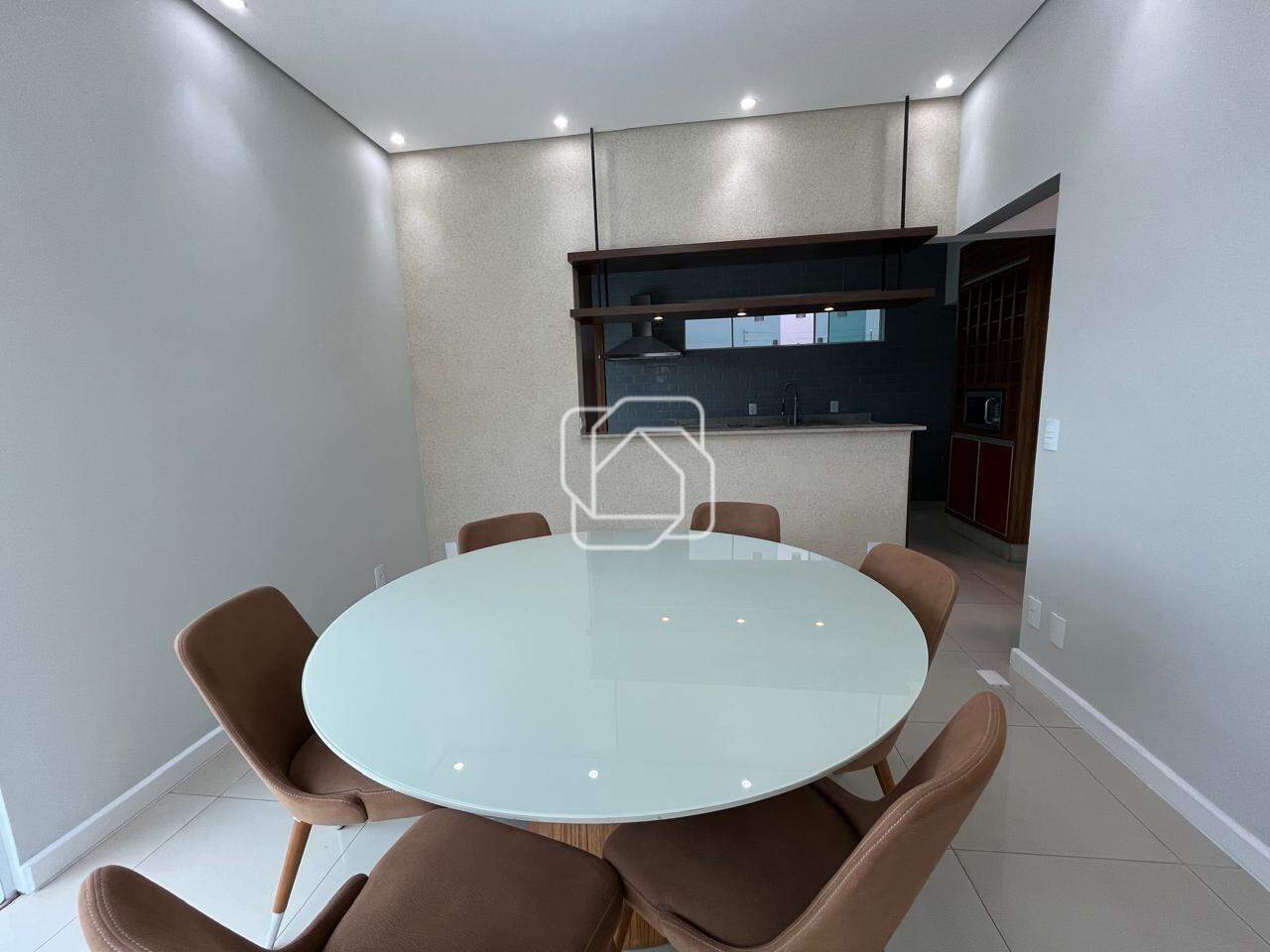 Casa de Condomínio para aluguel em Indaiatuba - SP - Jardim Portal dos Ipês: Sala de jantar