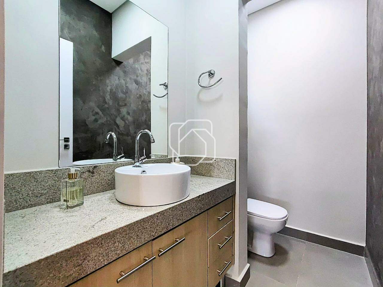 Casa de Condomínio à venda em Itu - SP - Condomínio UNA: Lavabo
