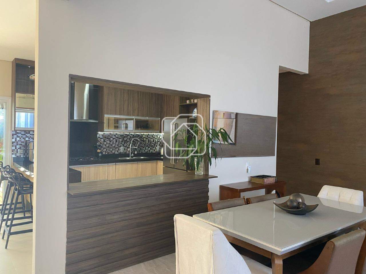 Casa de Condomínio à venda em Indaiatuba - SP - Jardim Residencial Terra Nobre: Sala de jantar