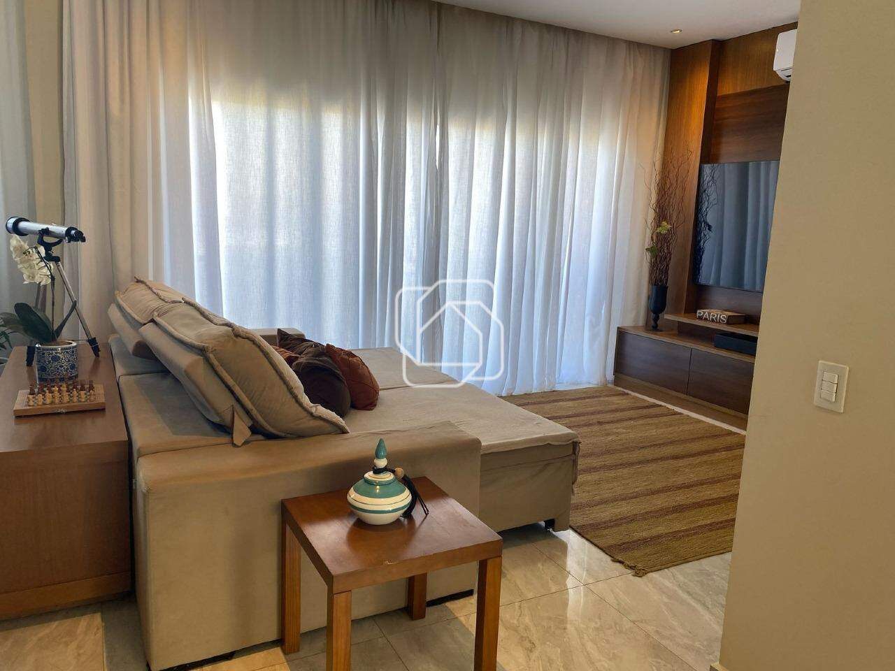 Casa de Condomínio à venda em Indaiatuba - SP - Jardim Residencial Terra Nobre: Sala de estar