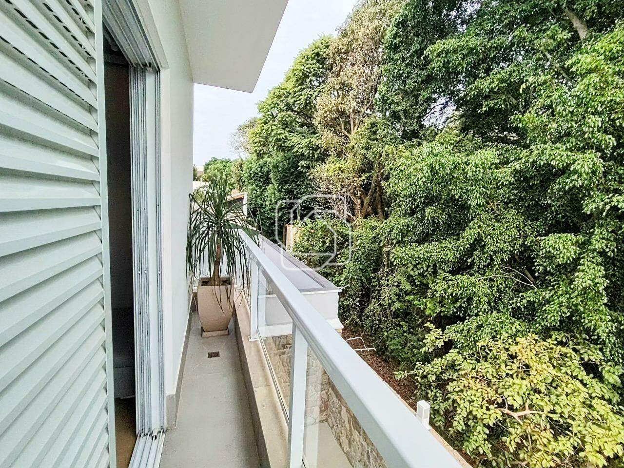 Casa de Condomínio à venda em Itu - SP - Parque do Varvito: Varanda suíte