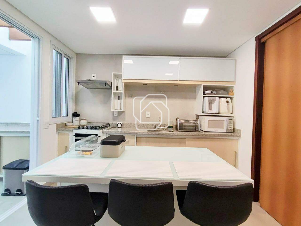 Casa de Condomínio à venda em Itu - SP - Parque do Varvito: Cozinha