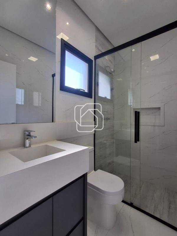 Casa de Condomínio para aluguel em Indaiatuba - SP - Jardim Toscana: Banheiro
