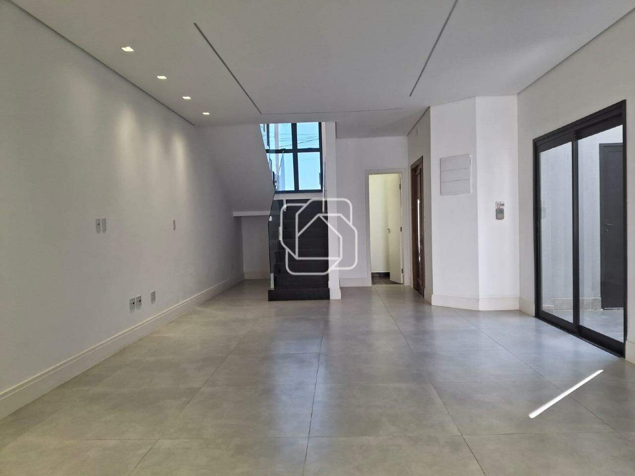 Casa de Condomínio para aluguel em Indaiatuba - SP - Jardim Toscana: Ambientes integrados