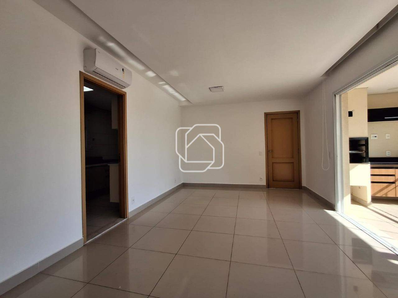 Apartamento para aluguel em Indaiatuba - SP - Condomínio Le Château Frontenac: Sala de estar