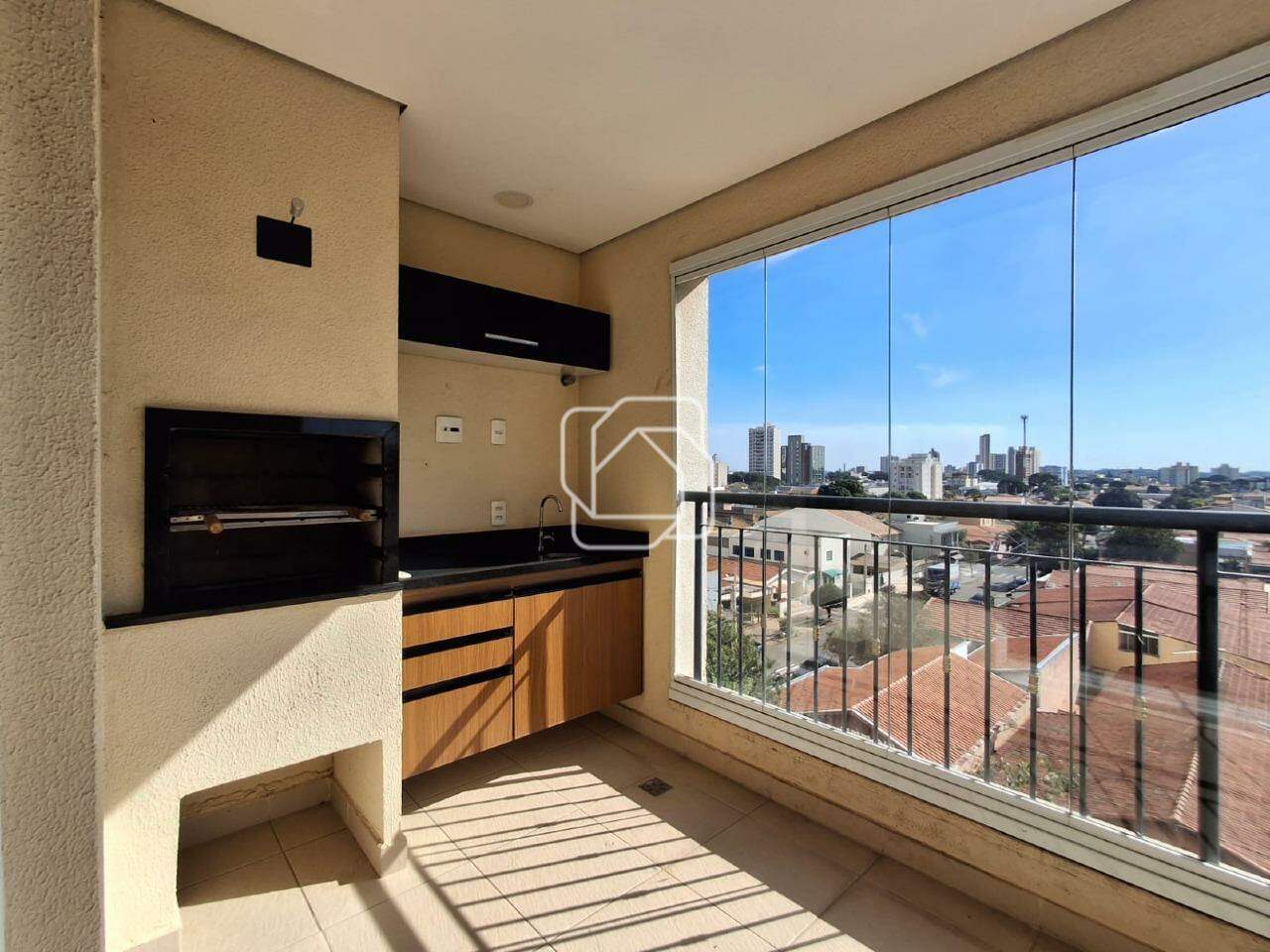 Apartamento para aluguel em Indaiatuba - SP - Condomínio Le Château Frontenac: Varanda gourmet