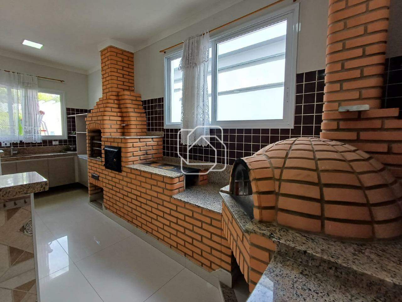 Casa de Condomínio para aluguel em Salto - SP - Condomínio Fazenda Palmeiras Imperiais: 
