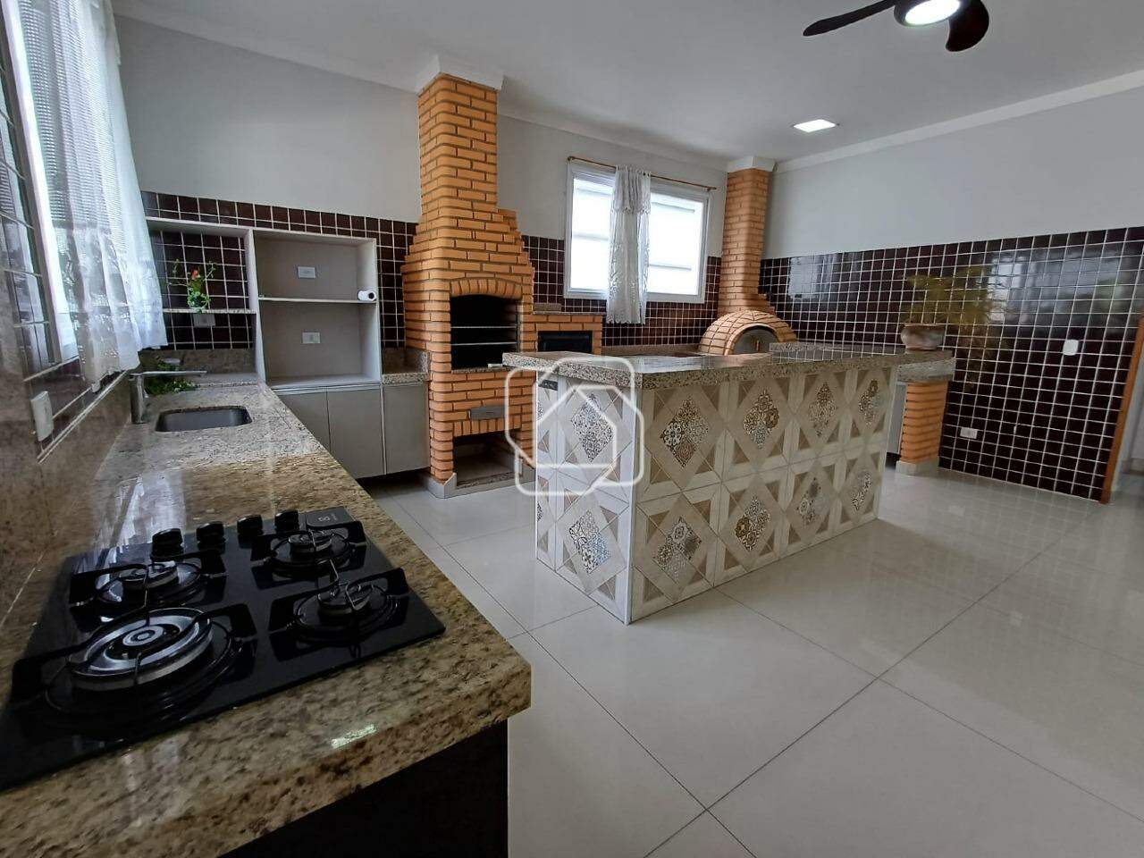 Casa de Condomínio para aluguel em Salto - SP - Condomínio Fazenda Palmeiras Imperiais: 