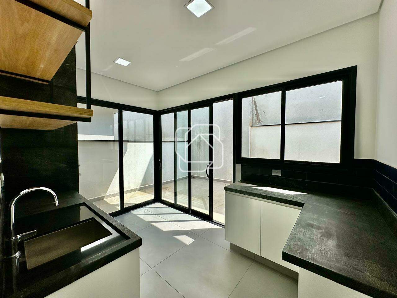 Casa de Condomínio à venda em Salto - SP - Residencial Central Parque: