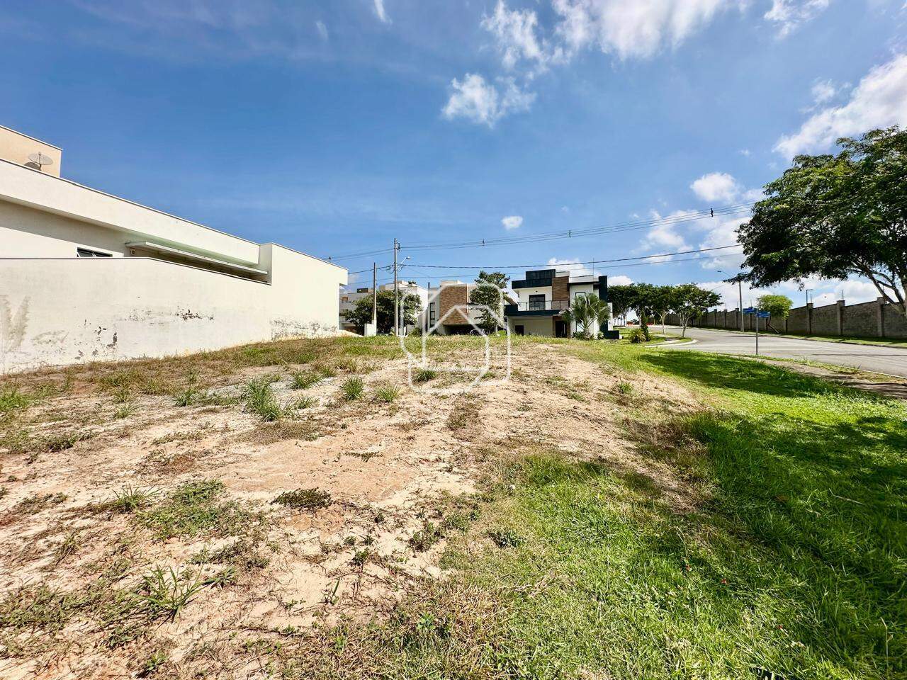 Terreno à venda em Salto - SP - Residencial Central Parque: 