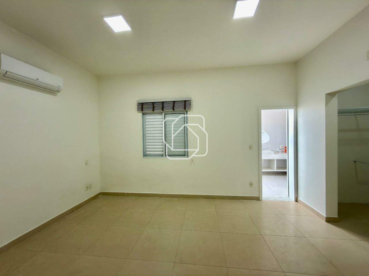 Casa de Condomínio à venda em Itu - SP - Condomínio Campos de Santo Antônio: