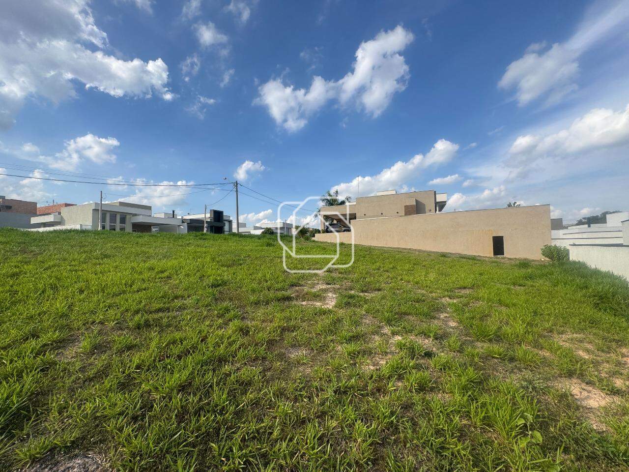 Terreno à venda em Salto - SP - Residencial Lagos D’Icaraí: 