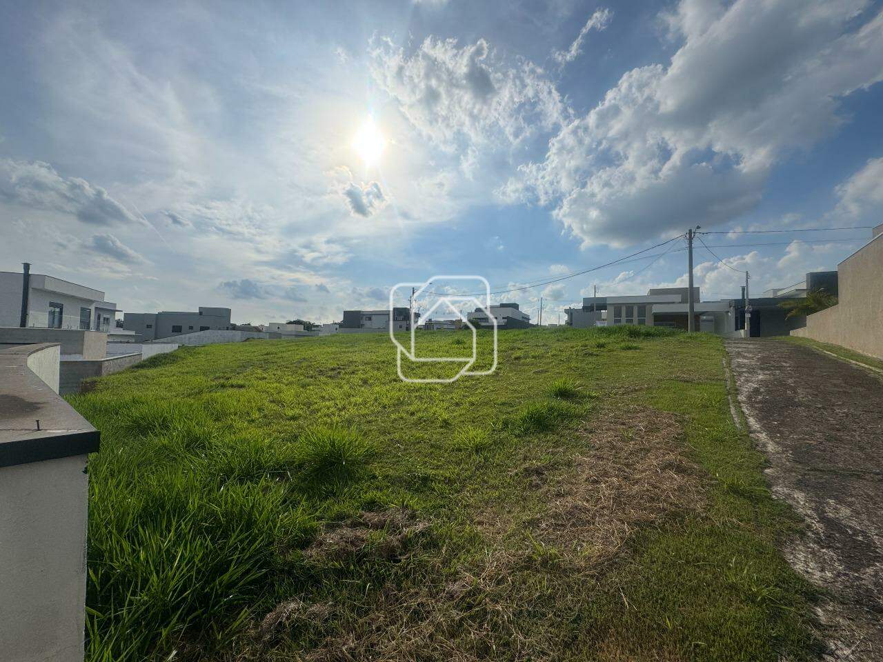 Terreno à venda em Salto - SP - Residencial Lagos D’Icaraí: 