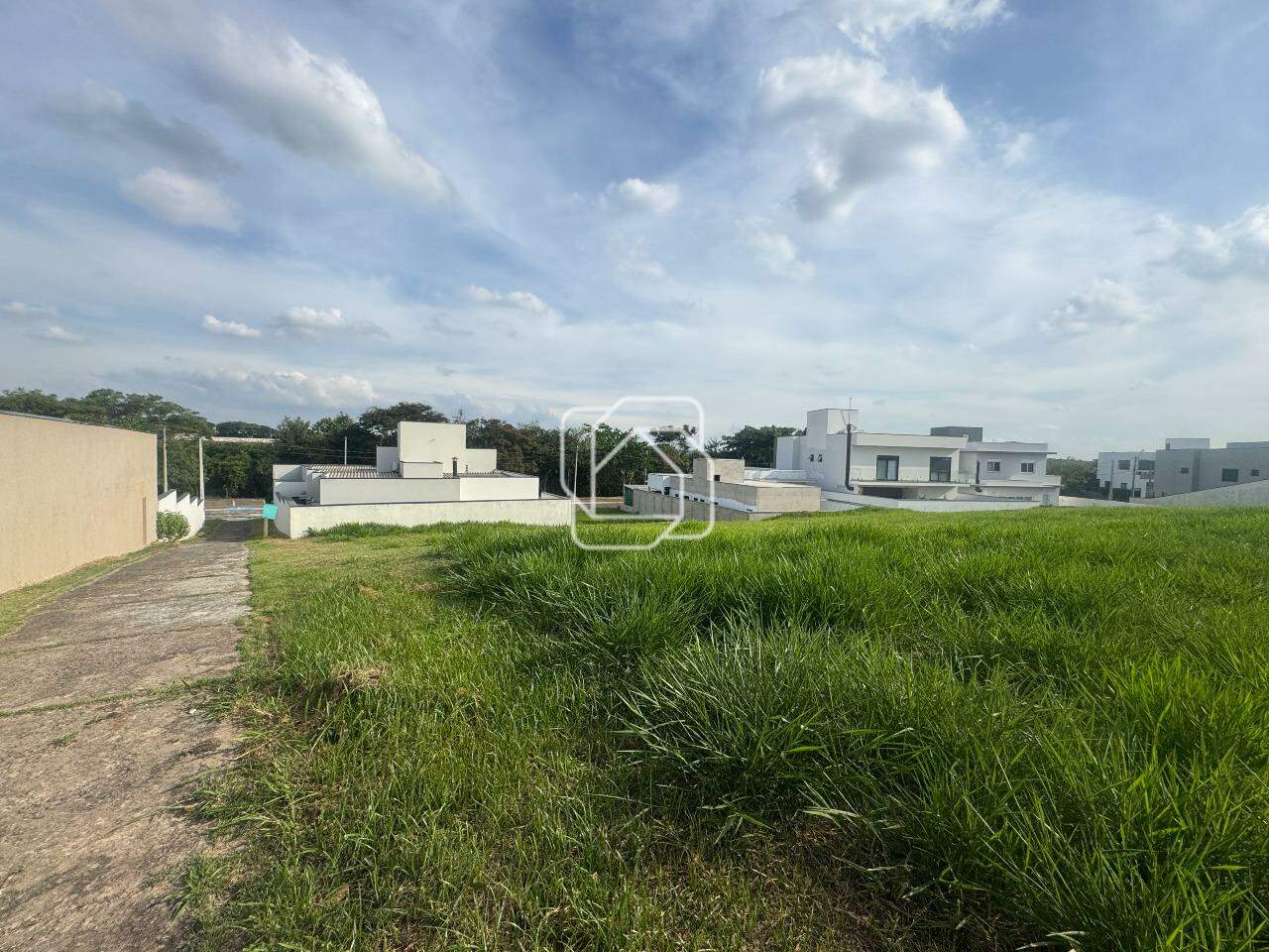 Terreno à venda em Salto - SP - Residencial Lagos D’Icaraí: 