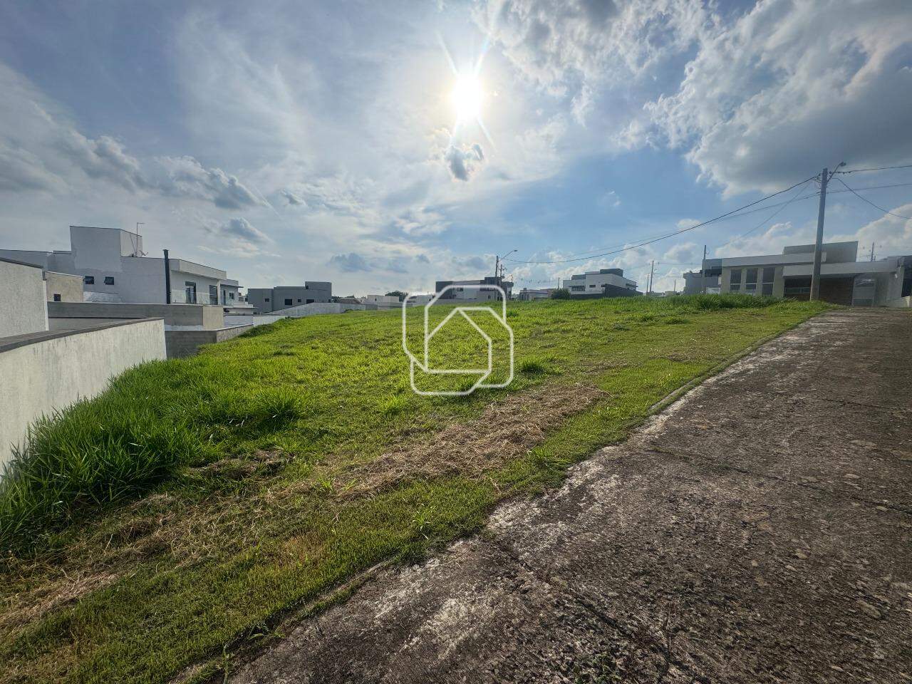 Terreno à venda em Salto - SP - Residencial Lagos D’Icaraí: 