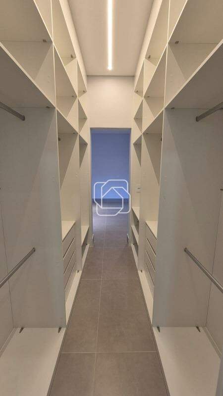 Casa de Condomínio à venda em Indaiatuba - SP - Jardim Laguna: Closet