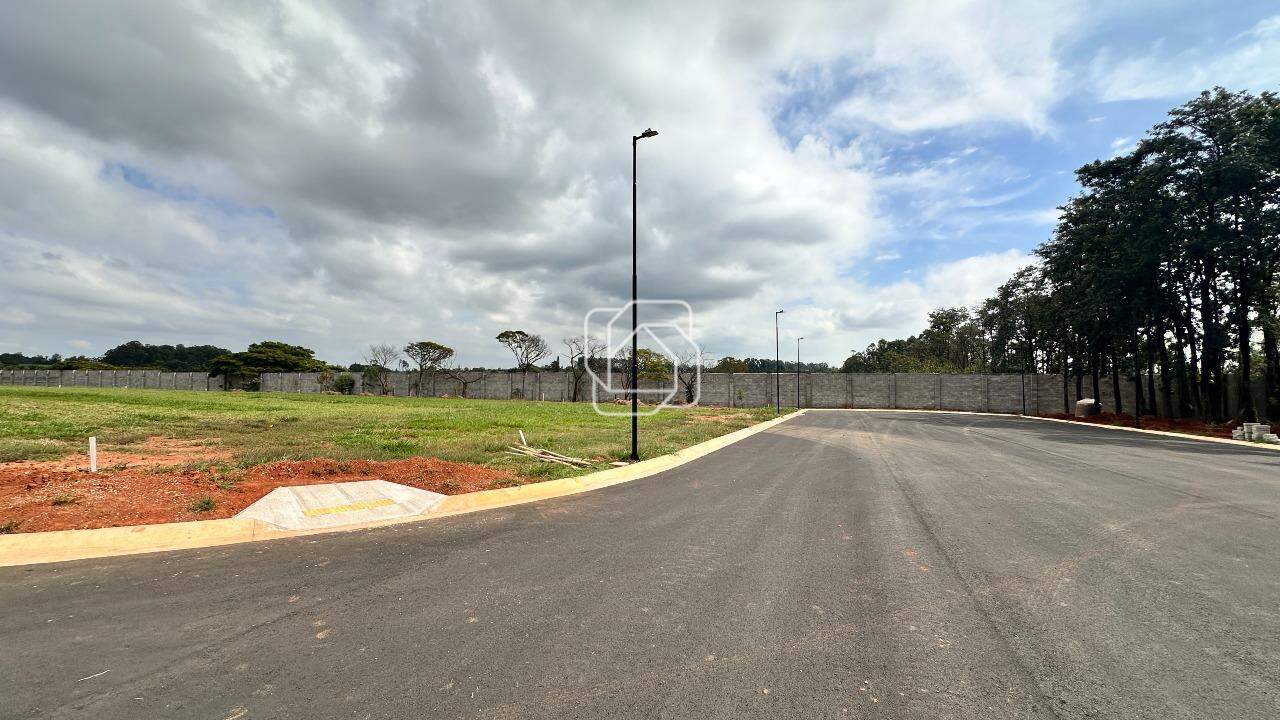 Terreno à venda em Indaiatuba - SP - Jardim Residencial Reserva Itanhangá: Rua do terreno