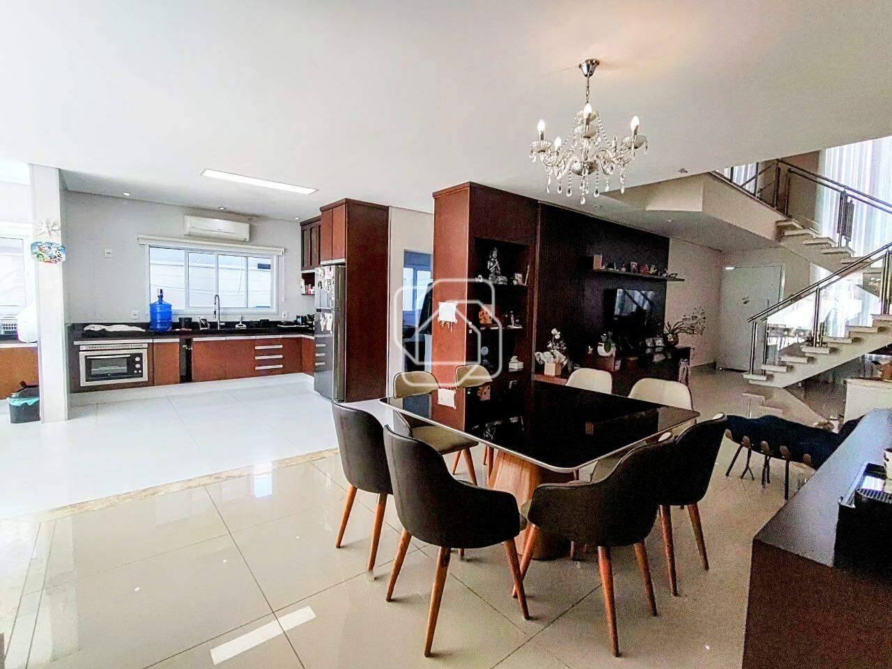 Casa de Condomínio à venda em Itu - SP - Condomínio Residencial Mont Blanc: Sala de jantar