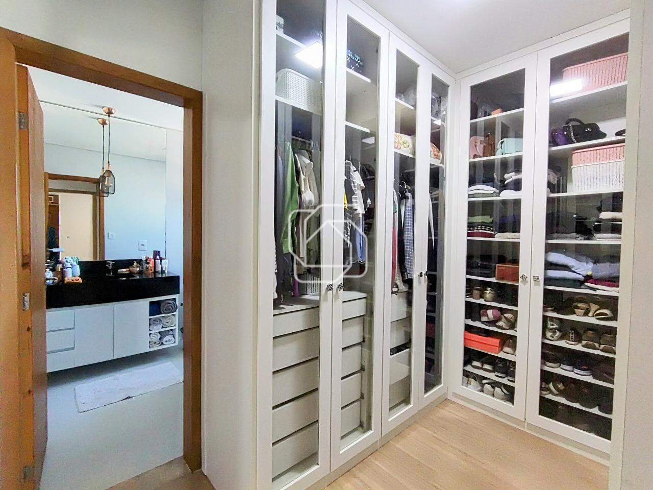 Casa de Condomínio à venda em Itu - SP - Condomínio Residencial Mont Blanc: Closet