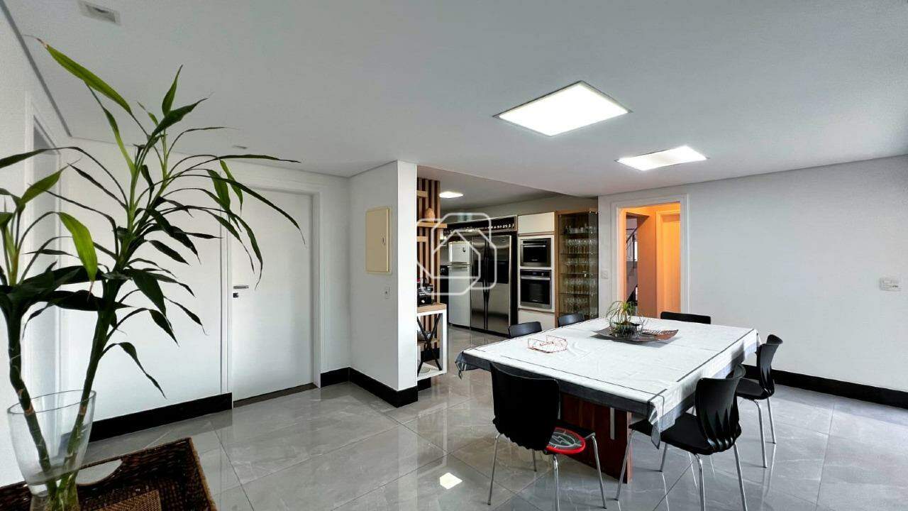 Casa de Condomínio à venda em Indaiatuba - SP - Jardim Villa Romana: Cozinha