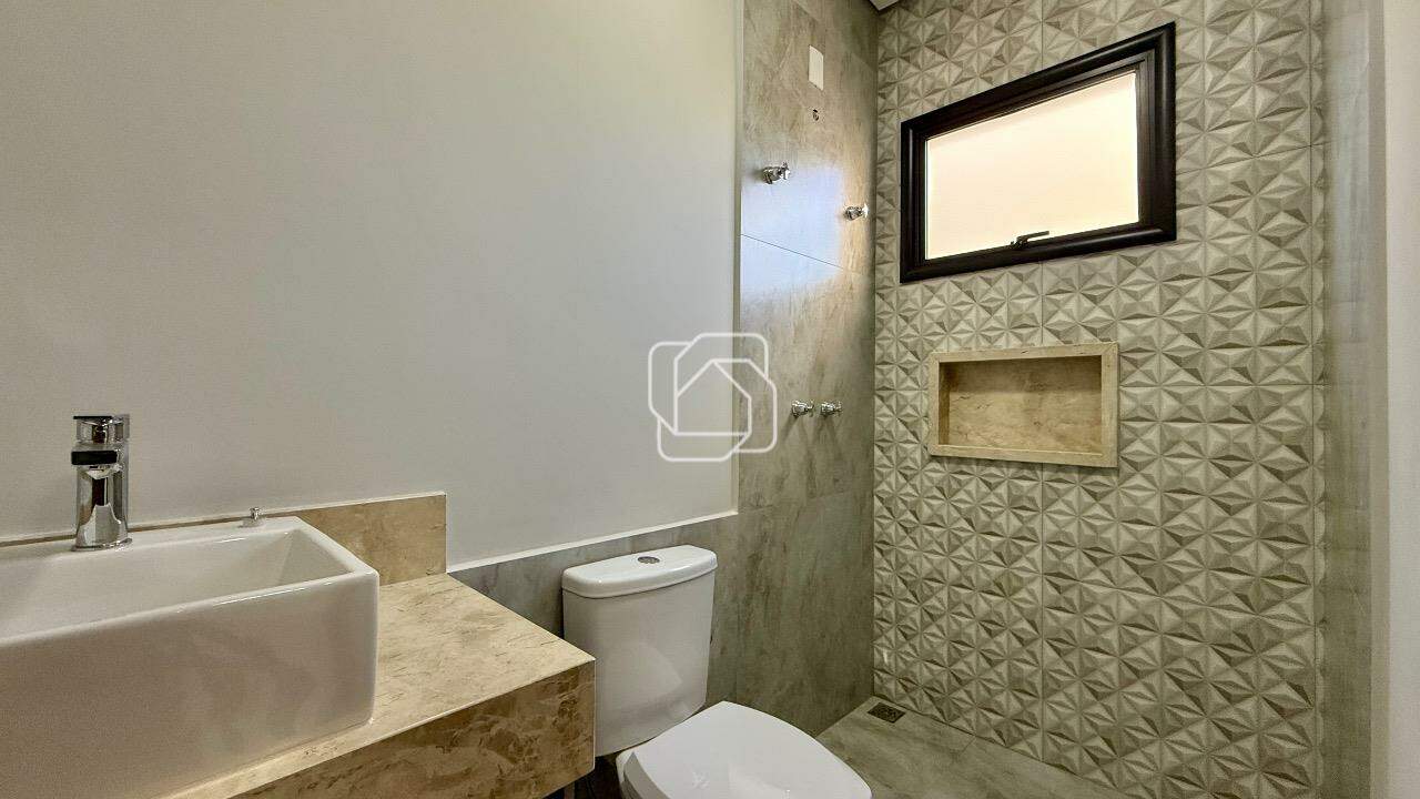 Casa de Condomínio à venda em Indaiatuba - SP - Jardim Laguna: Banheiro