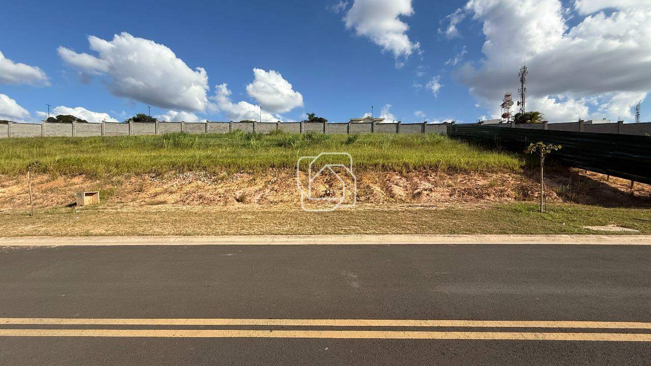 Terreno à venda em Indaiatuba - SP - Parque Villa dos Pinheiros: Visão geral do terreno