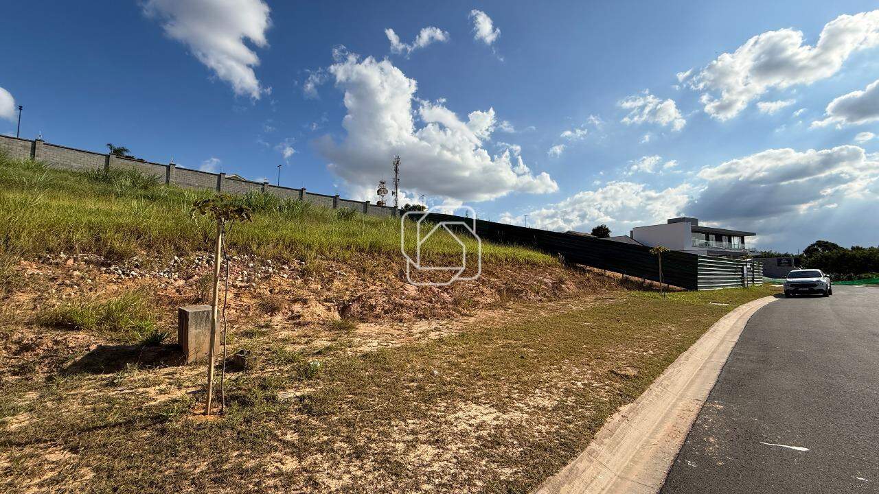 Terreno à venda em Indaiatuba - SP - Parque Villa dos Pinheiros: Visão geral do terreno