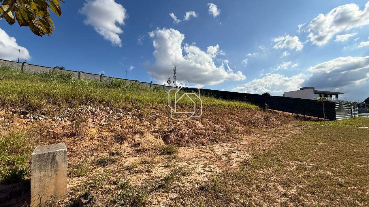 Terreno à venda em Indaiatuba - SP - Parque Villa dos Pinheiros: Visão geral do terreno