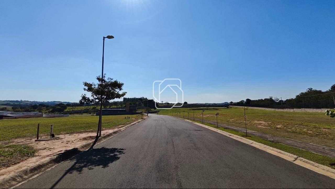 Terreno à venda em Indaiatuba - SP - Reserva Petrus: Rua do terreno