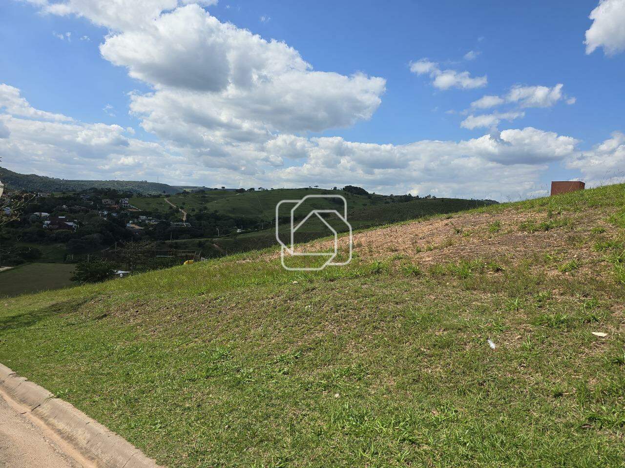Terreno à venda em Itu - SP - Residencial Parque Campos de Santo Antônio II: 