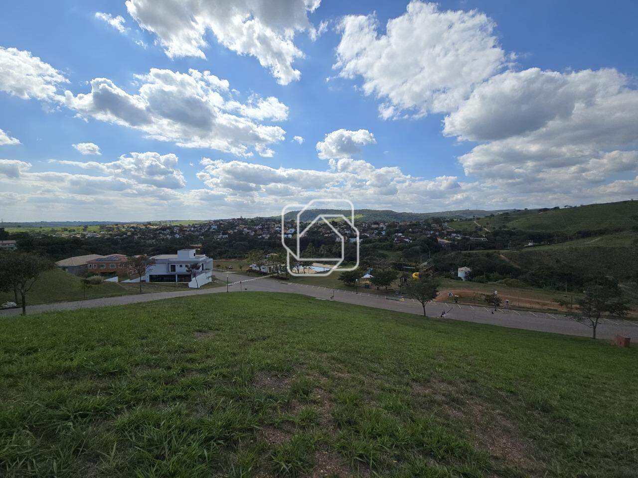 Terreno à venda em Itu - SP - Residencial Parque Campos de Santo Antônio II: 