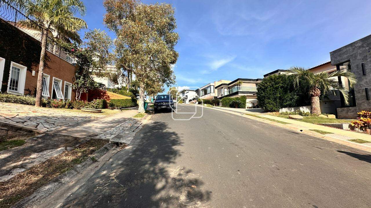 Terreno à venda em Indaiatuba - SP - Jardim Vila Paradiso: Rua do terreno