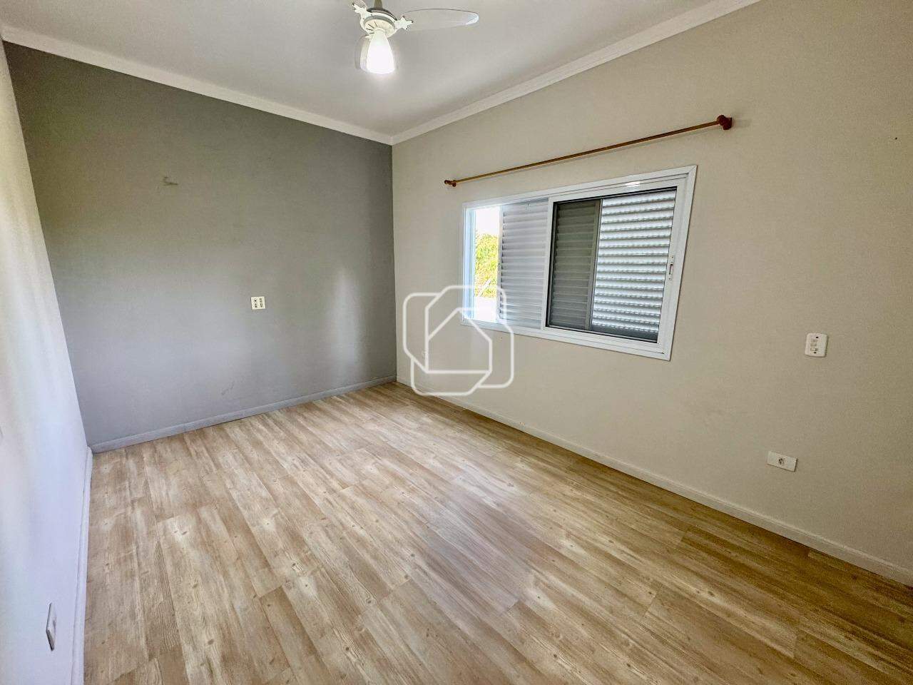 Casa de Condomínio à venda em Salto - SP - Mirante dos Ypês: Dormitório
