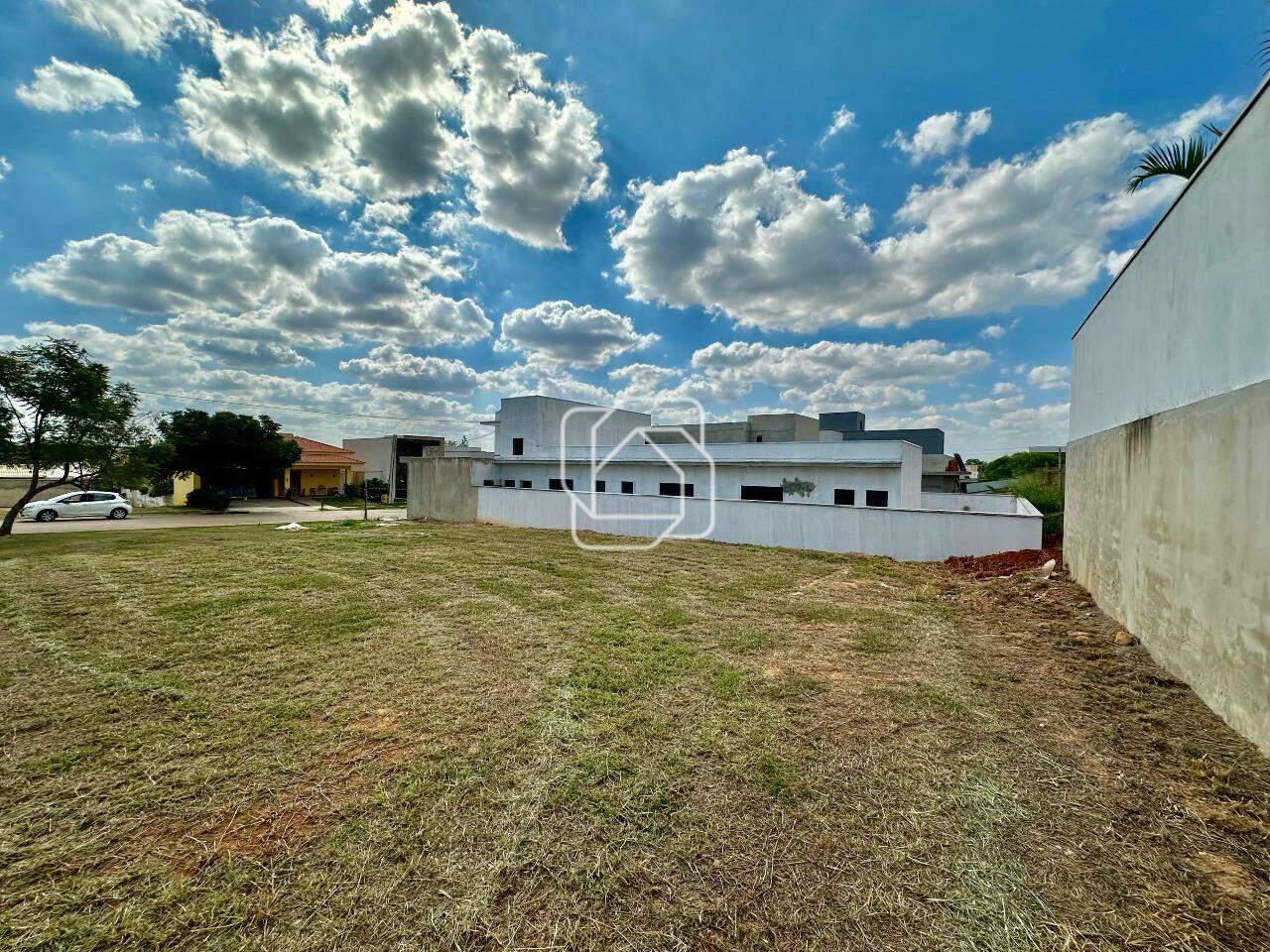 Terreno à venda em Itu - SP - Condomínio UNA: 