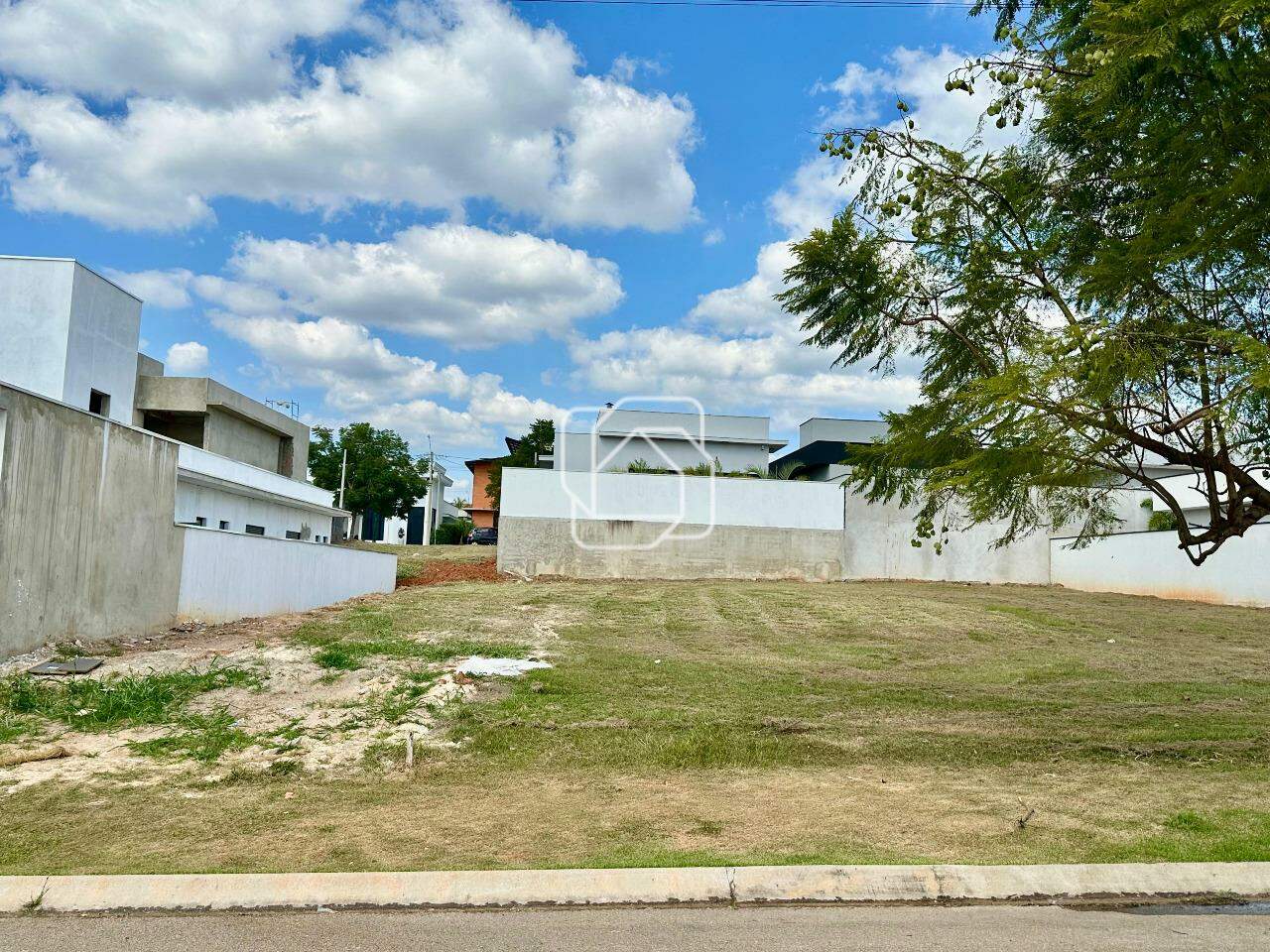 Terreno à venda em Itu - SP - Condomínio UNA: