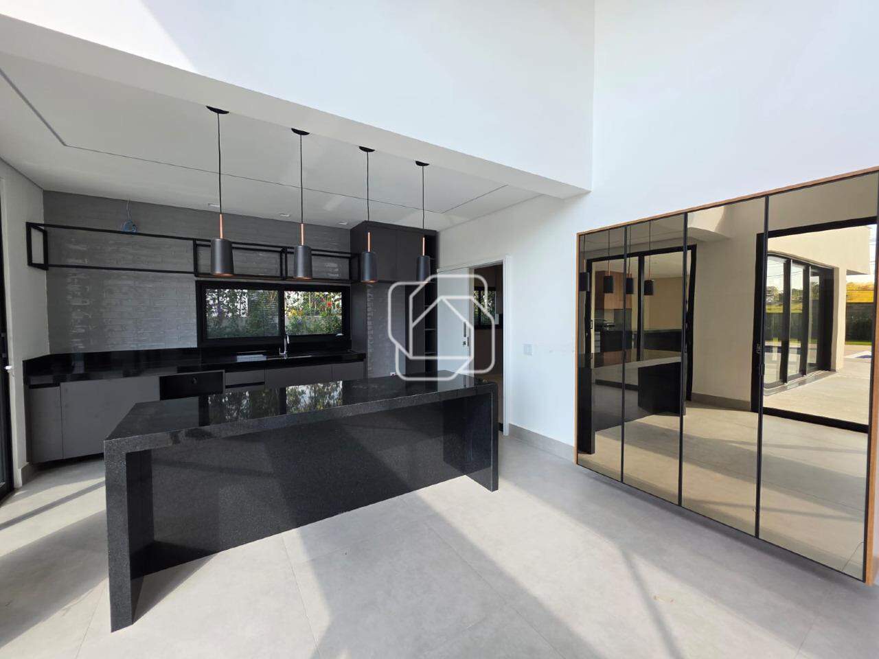 Casa à venda em Itu - SP - Condomínio Fazenda Kurumin: 