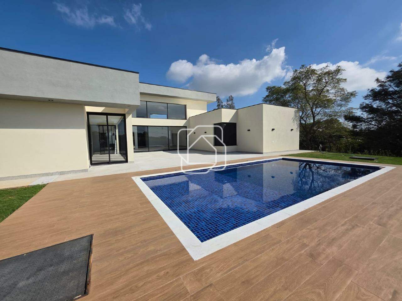 Casa à venda em Itu - SP - Condomínio Fazenda Kurumin: 