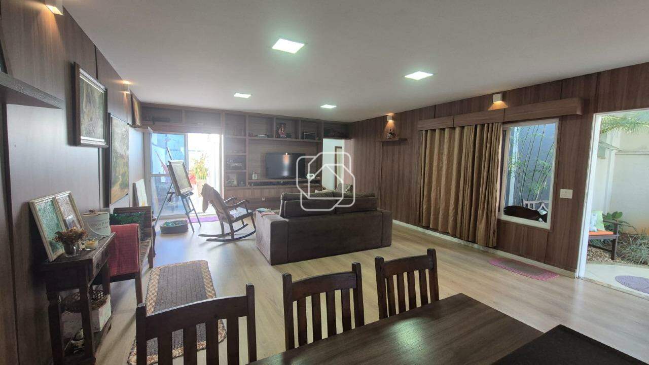 Casa de Condomínio à venda em Indaiatuba - SP - Jardim Residencial Terra Nobre: Sala de jantar