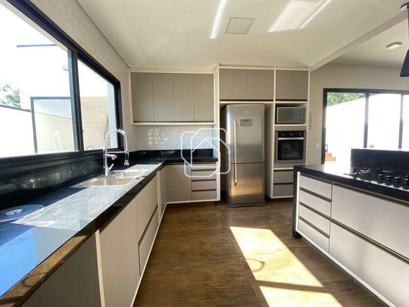 Casa de Condomínio para aluguel em Indaiatuba - SP - Jardins Di Roma: Cozinha