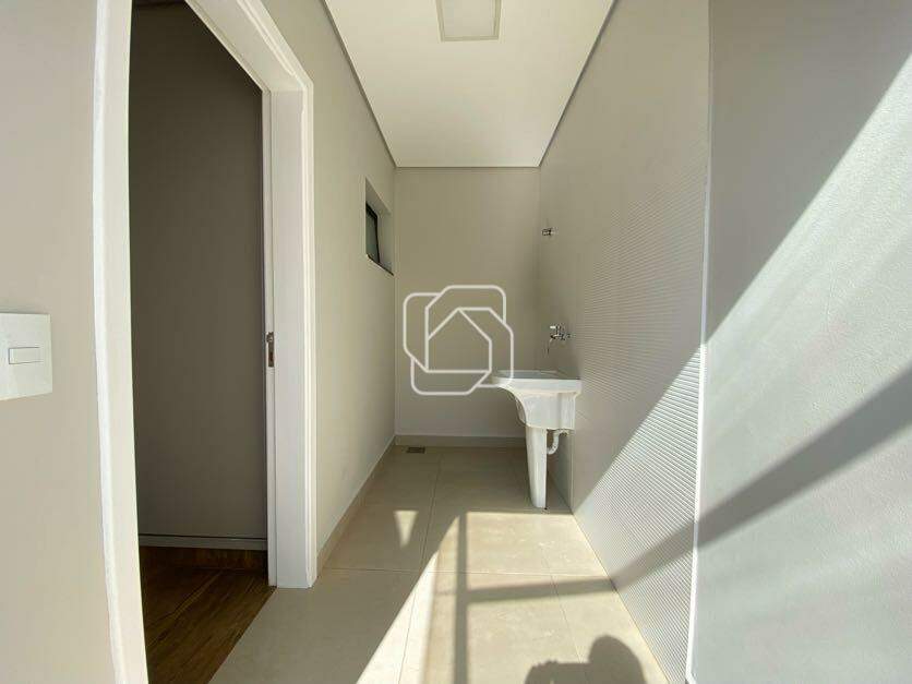 Casa de Condomínio para aluguel em Indaiatuba - SP - Jardins Di Roma: Lavanderia