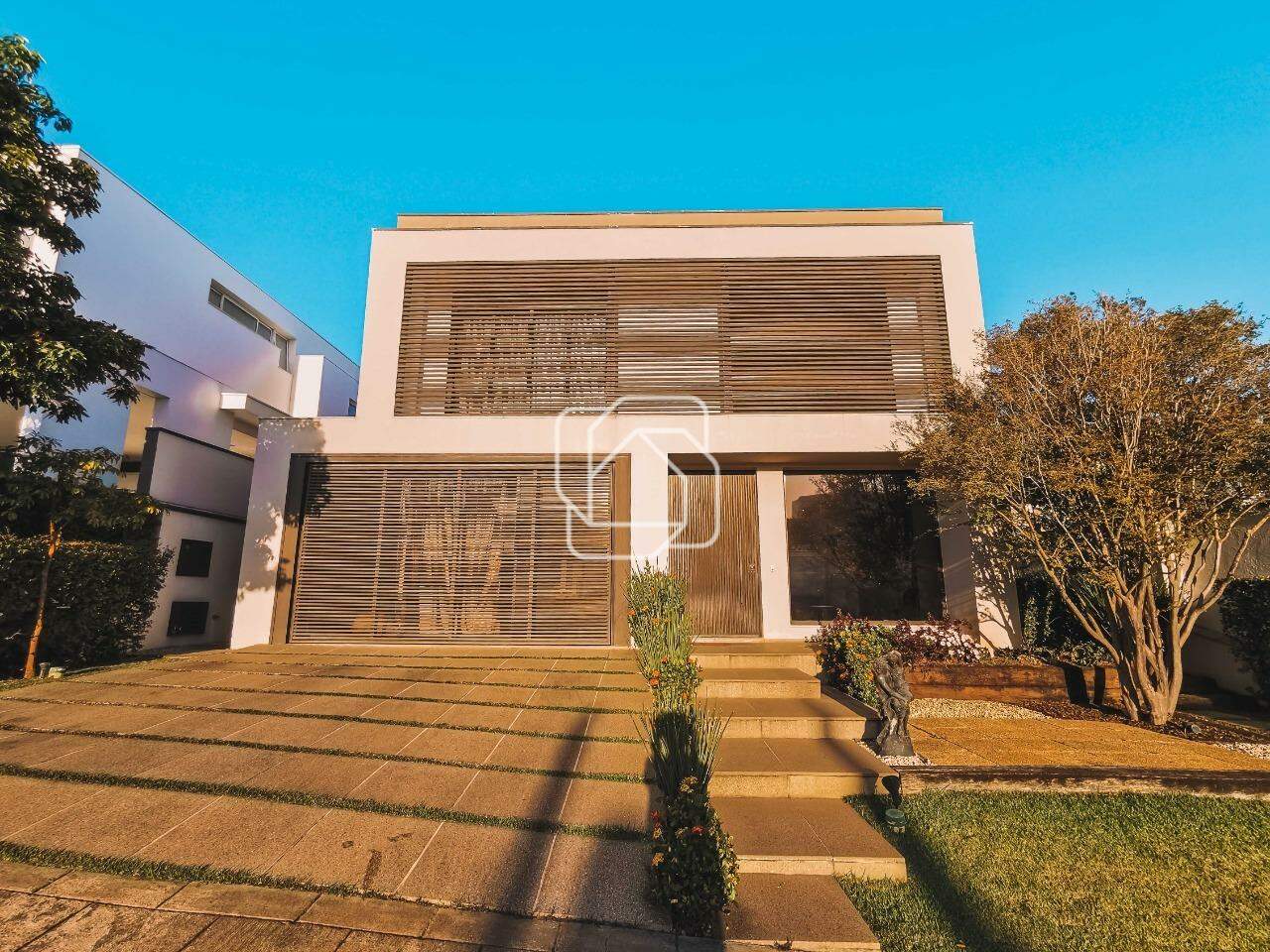 Casa de Condomínio para aluguel em Indaiatuba - SP - Jardim Vila Paradiso: Fachada da casa