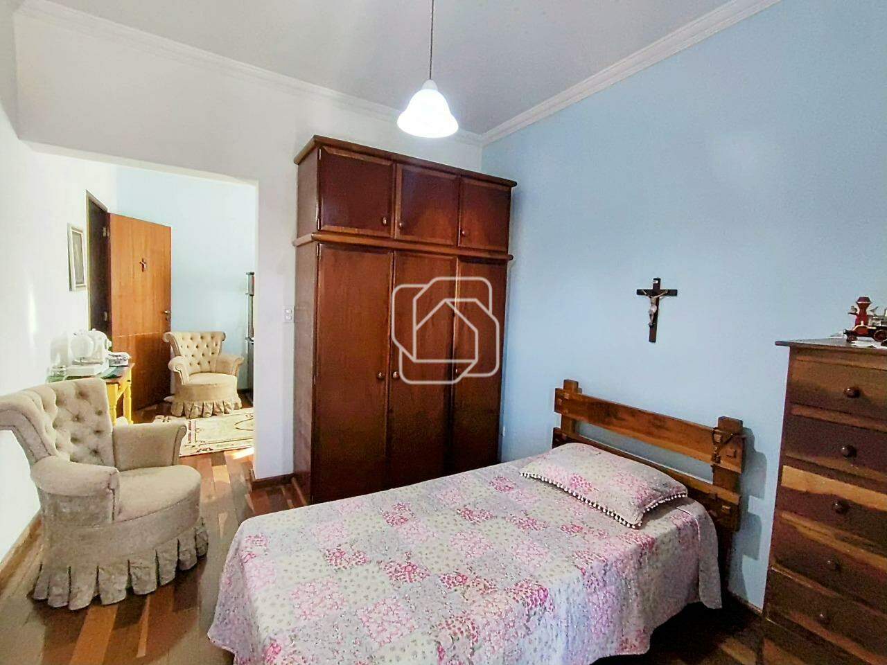 Casa de Condomínio à venda em Itu - SP - Portal da Vila Rica : Quarto com escritório