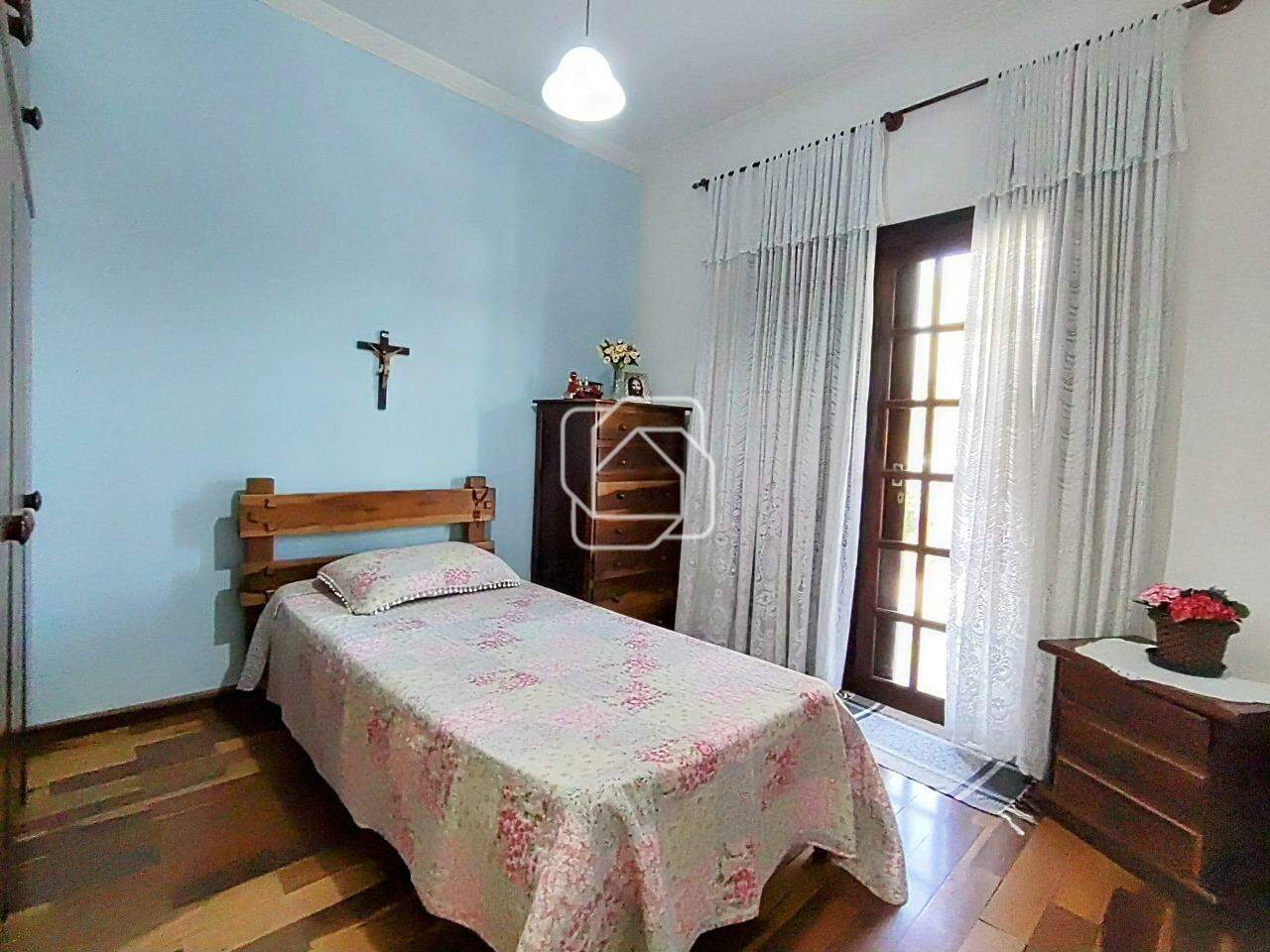 Casa de Condomínio à venda em Itu - SP - Portal da Vila Rica : Quarto com escritório